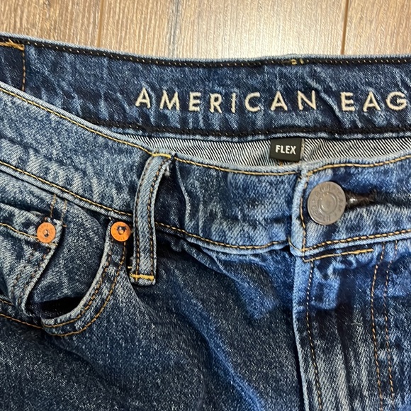 AEO loose fit dark wash jeans - Picture 2 of 4
